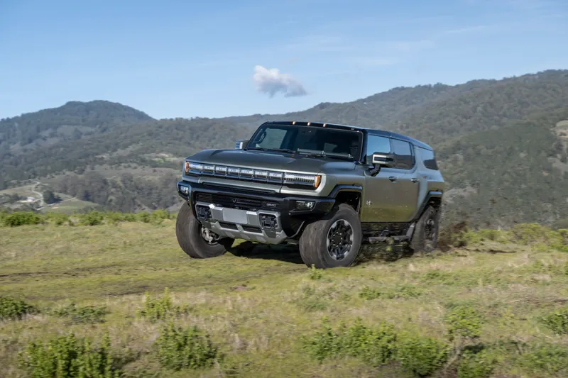 2024 GMC HUMMER EV SUV