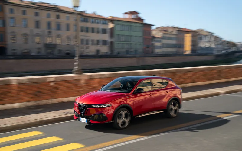 2025 Alfa Romeo Tonale PHEV